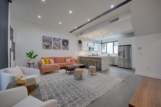 Foto del edificio - 11743 Avon Way