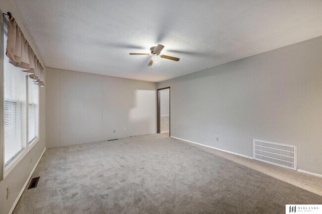 Foto del edificio - 7425 S 69th St