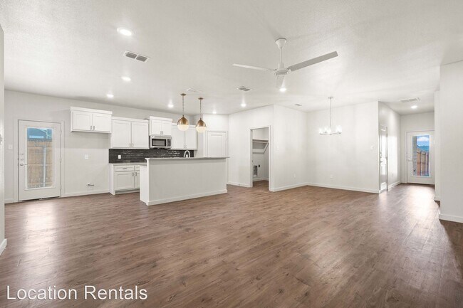 Foto del edificio - 3 br, 2 bath House - 10903 Aberdeen Avenue