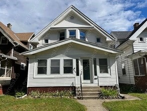 Building Photo - 539 Geneva Ave