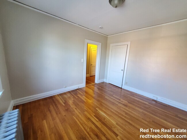 Foto del edificio - 4 Cogswell Ave