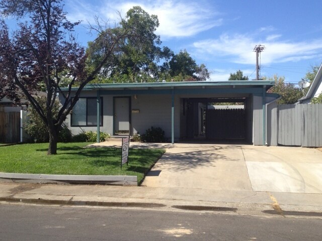 Foto principal - Charming Folsom Cottage Walking Distance t...