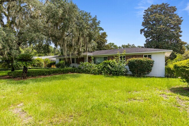 Foto del edificio - Recently Remodeled NW Gainesville Home