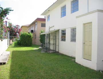 Side View I - 2175 NW 19th Ter