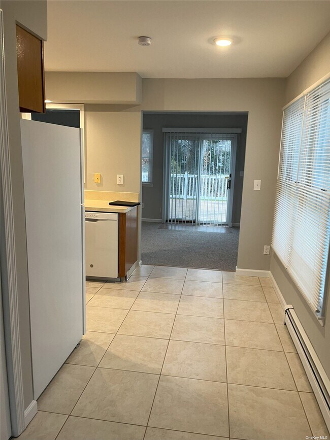 143 Marion St, Sayville, NY 11782 Townhome Rentals in Sayville NY