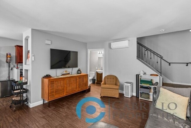 Building Photo - 5402 Balboa Arms Dr