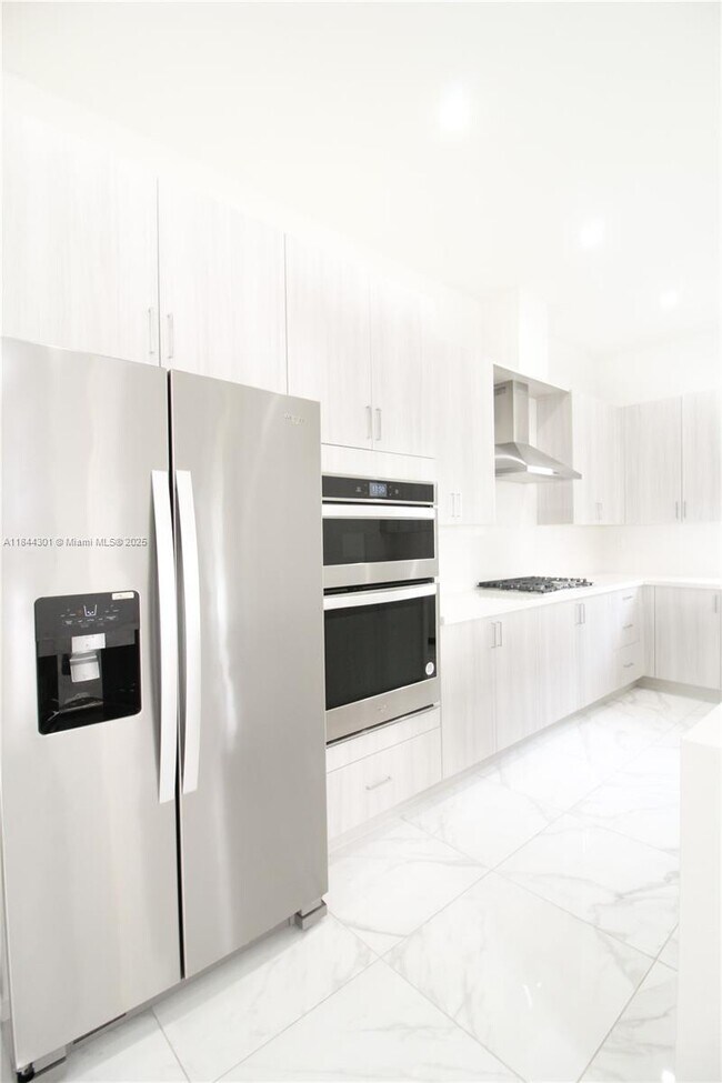 Foto del edificio - 4335 NW 81st Ave