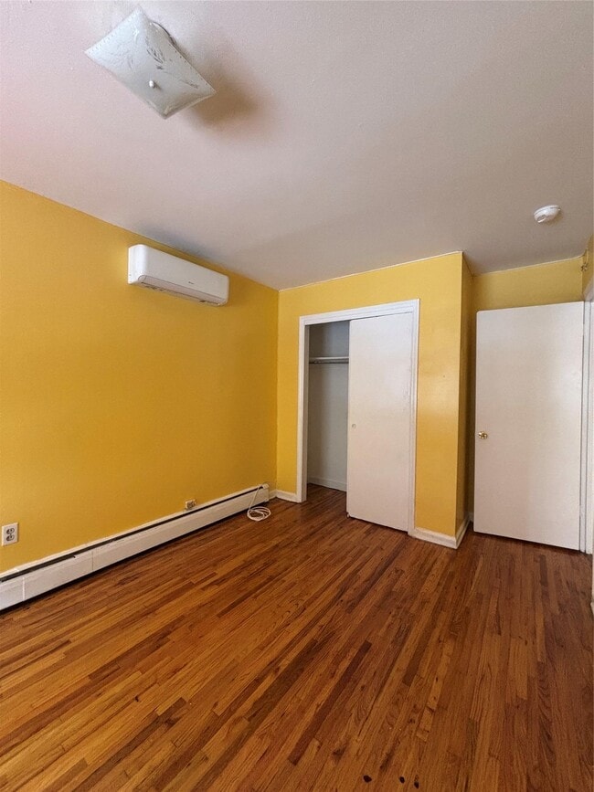 Building Photo - 659 Nereid Ave