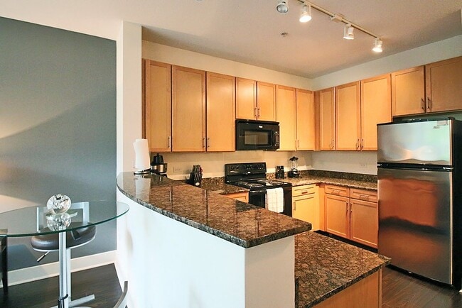 Photo - 899 S Clark St (Chicago, IL) Apartment
