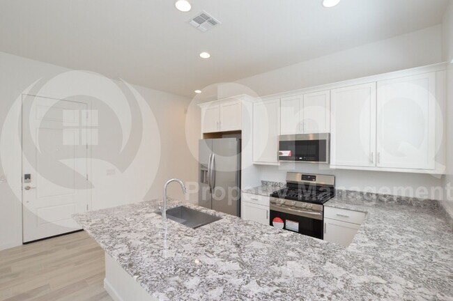 Foto del edificio - 3013 E Birdsong Ave
