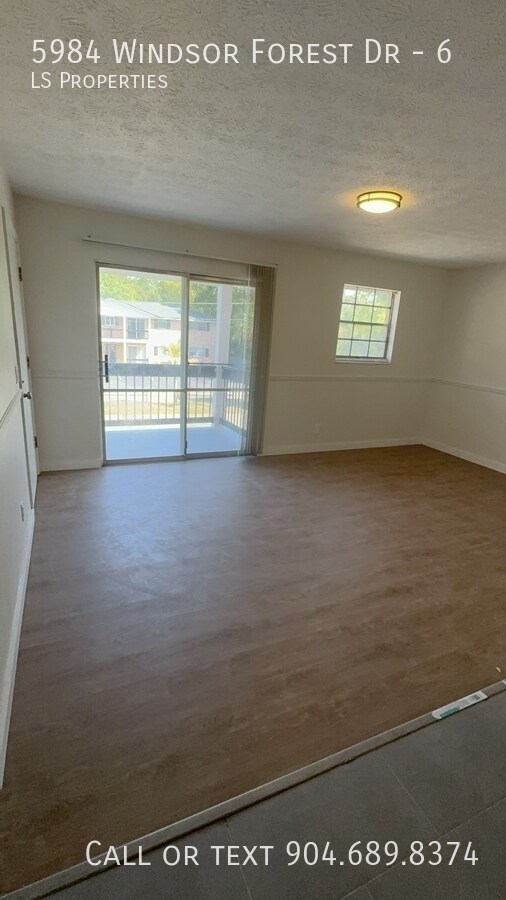 Foto del edificio - 5984 Windsor Forest Dr