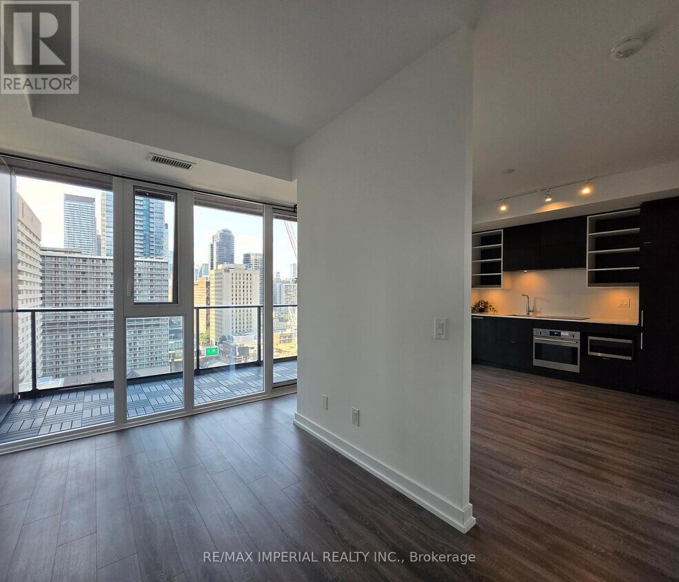 Photo principale - 20-1520 Edward St