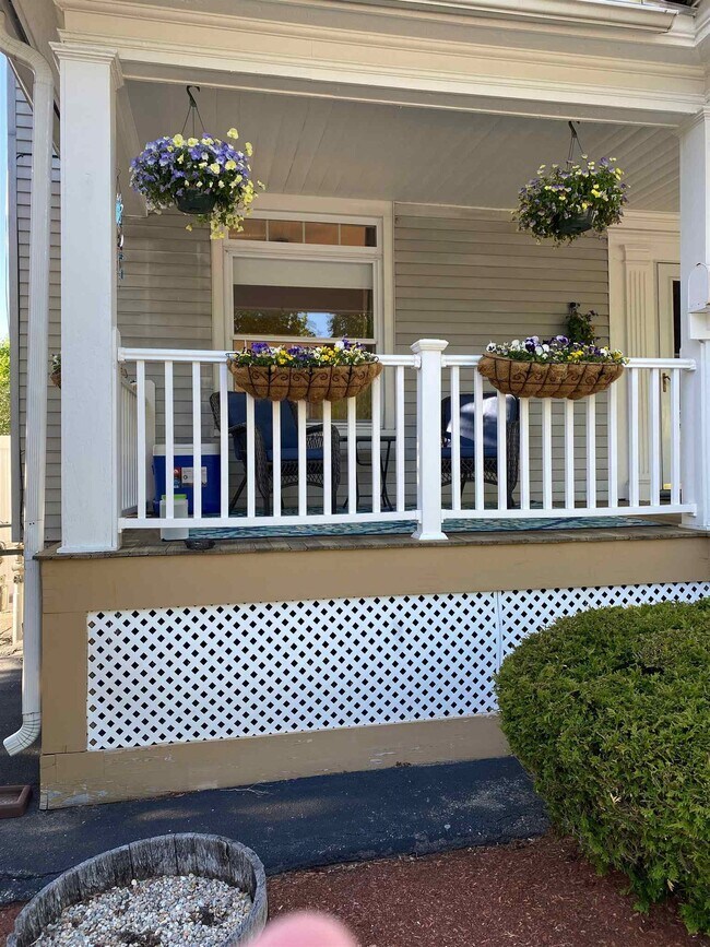 Foto del edificio - 418 E High St