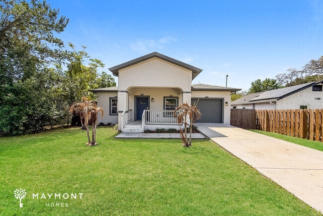 Building Photo - 2001 E Wood St