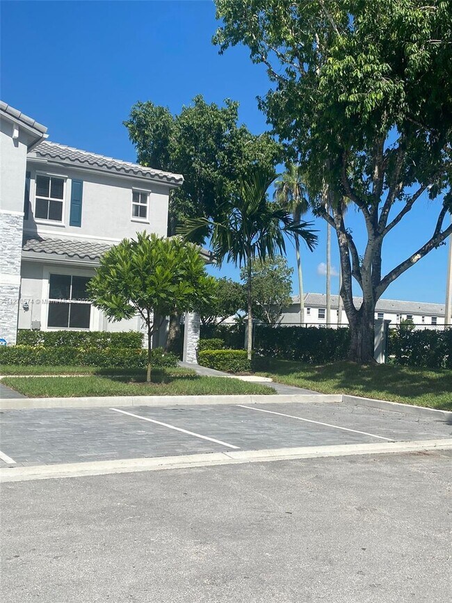 1624 SE 27th Terrace, Homestead, FL 33035 Townhouse for Rent in