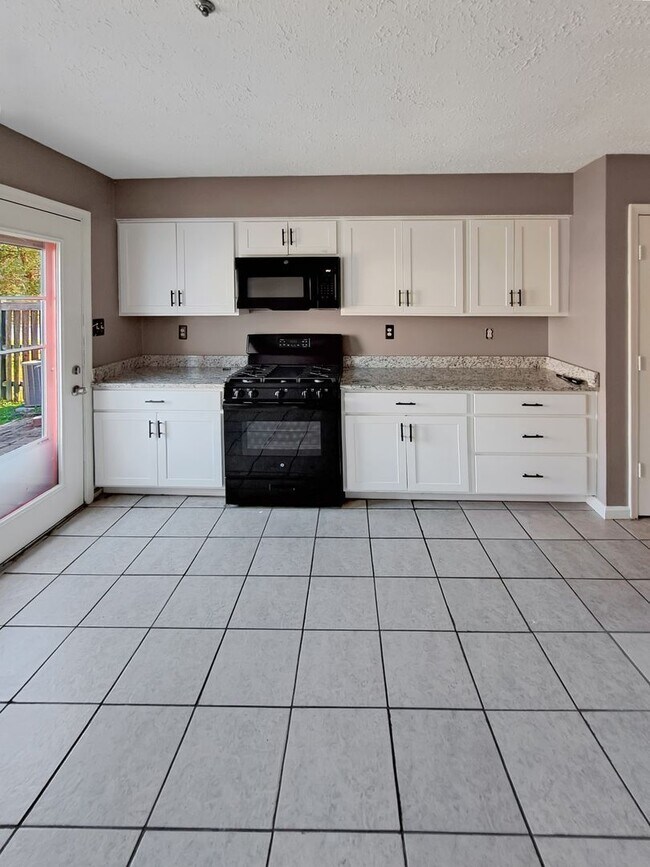 Foto del edificio - 3870 Gateview Pl