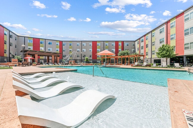 Resort-Style Pool - Terra at University North Park