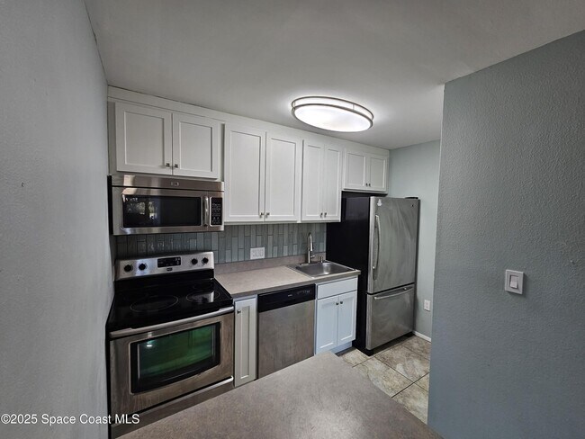 Foto del edificio - 225 S Tropical Trail