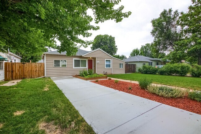 Foto del edificio - Move in Now! Pet Friendly! 3 Bedroom, 2 ba...