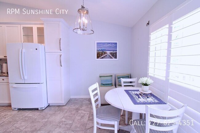 Foto del edificio - 893 Gulf Pavillion Dr