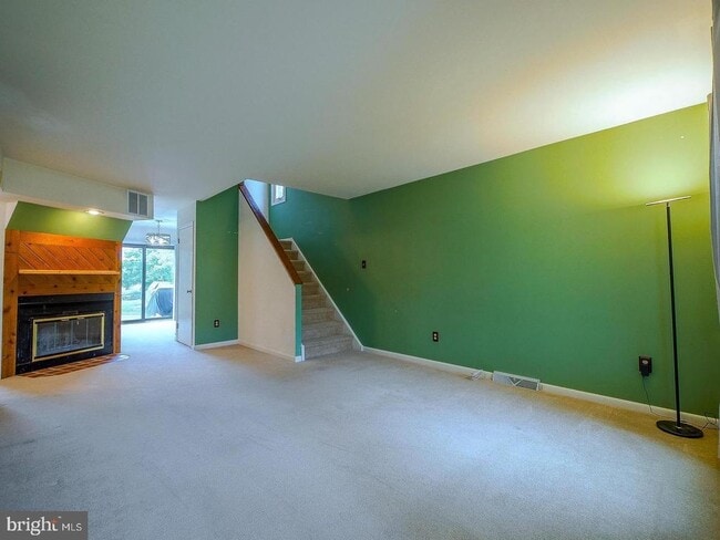 Building Photo - 1001 Winfield Ct