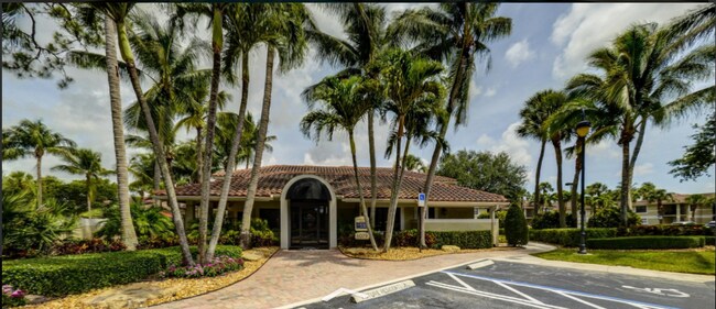 Building Photo - 6105 Town Colony Dr