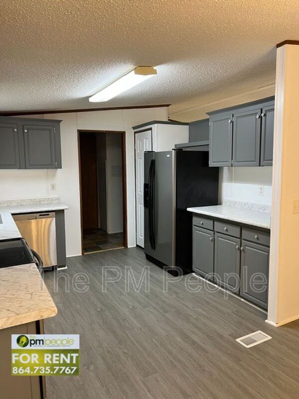 Foto del edificio - 920 Prince Perry Rd