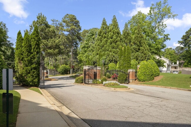 Building Photo - 2110 Gorman Grove