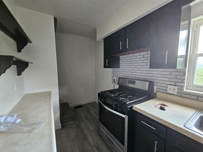 Photo - Newly updated 3 bedroom 2 bathroom home in...