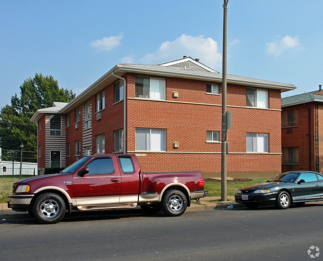 Primary Photo - 3524-3536 Morganford Rd