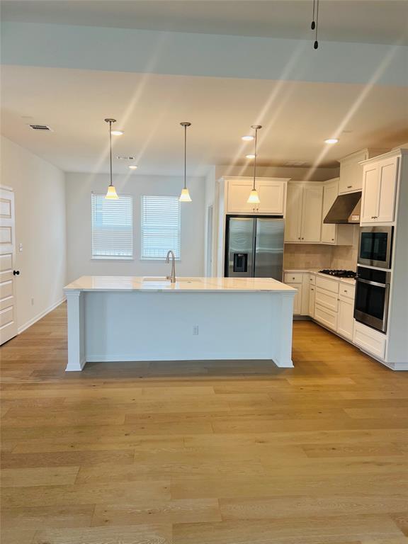 Building Photo - 4500 Modena Bay Bend