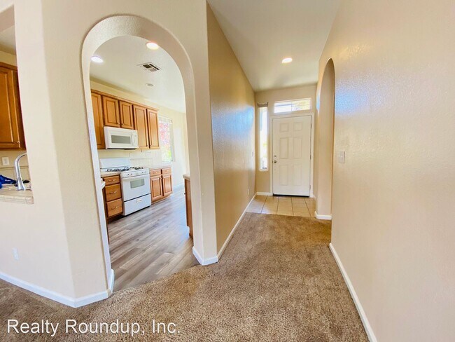 Building Photo - 3 br, 2 bath House - 8276 Confetti Ct