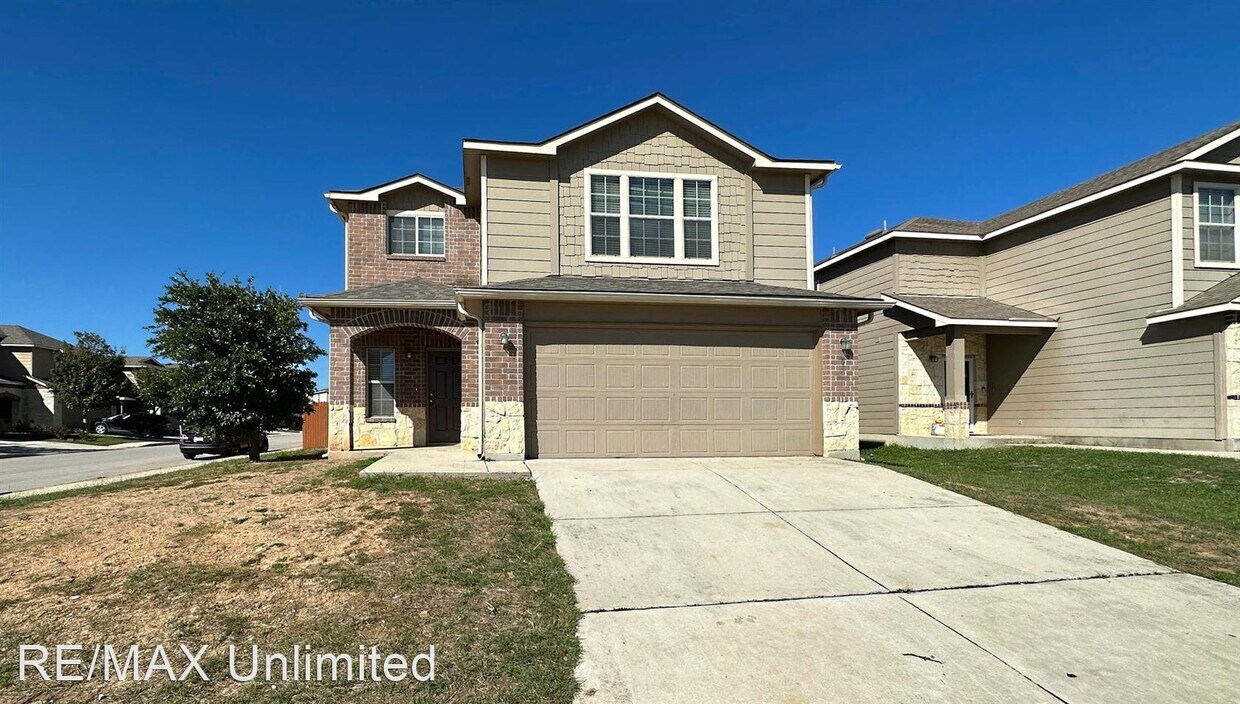 3 br, 3 bath House 403 Walnut Crest House Rental in Schertz, TX