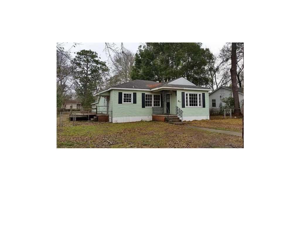 104 11th Ave, Chickasaw, AL 36611 House Rental in Chickasaw, AL