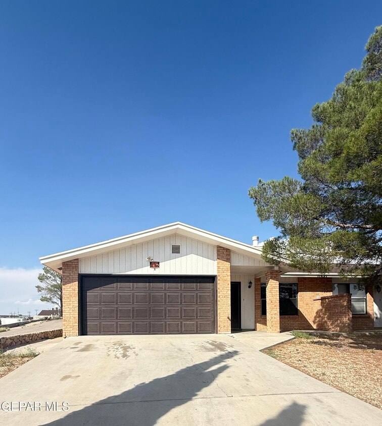 Foto principal - 11621 Marsh Mccall Way