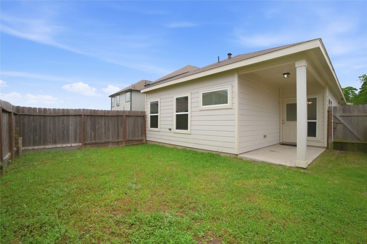 Building Photo - 116 Camelot Pl Ct