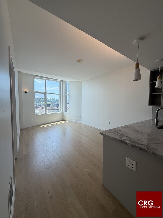 Building Photo - 54-55 Brighton Ave. Unit U513