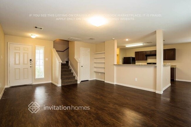 Building Photo - 12631 Mountain Daisy Rd