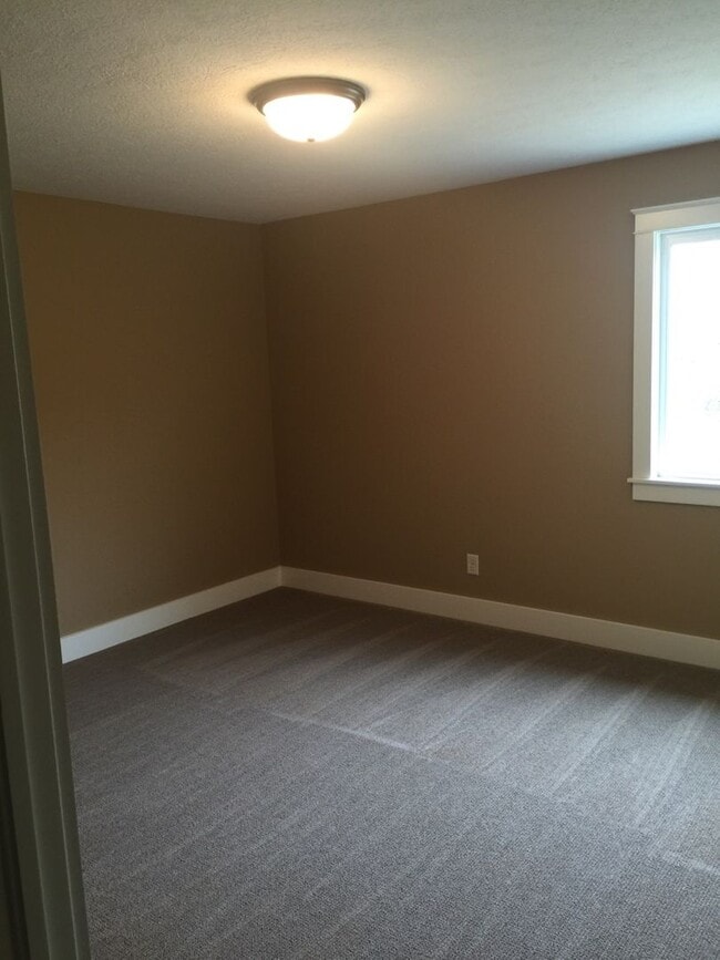 Foto del edificio - 3 bedroom 2 1/2 bath house for rent