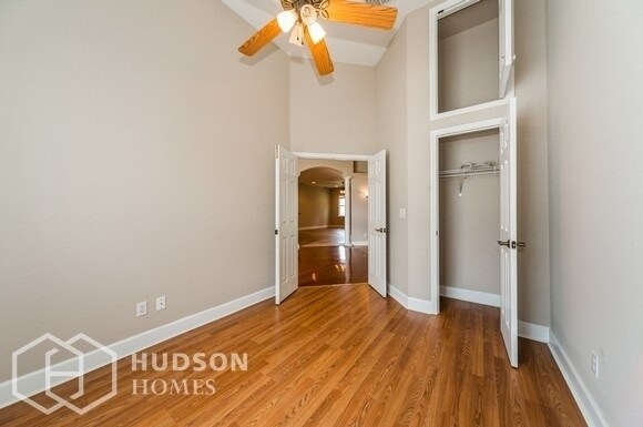 Building Photo - NOW AVAILABLE! 42 Lake Eloise Ct, Winter H...