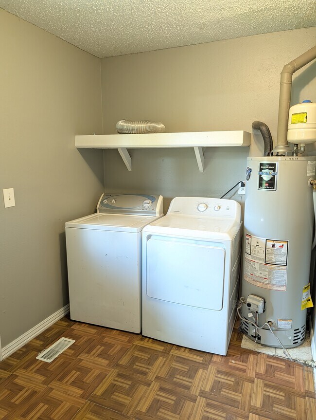 Building Photo - 340 NC - JK RE NC LLC