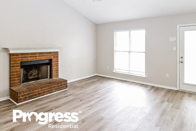 Foto del edificio - 885 Acorn Cove