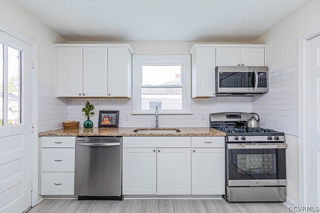 Building Photo - 1424 N 30th St