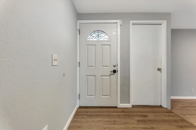 Foto del edificio - San Jose 4 Bedroom with Solar Power & Central A/C