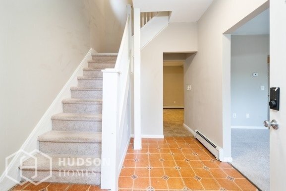 Foto del edificio - 230 W Blackwell St