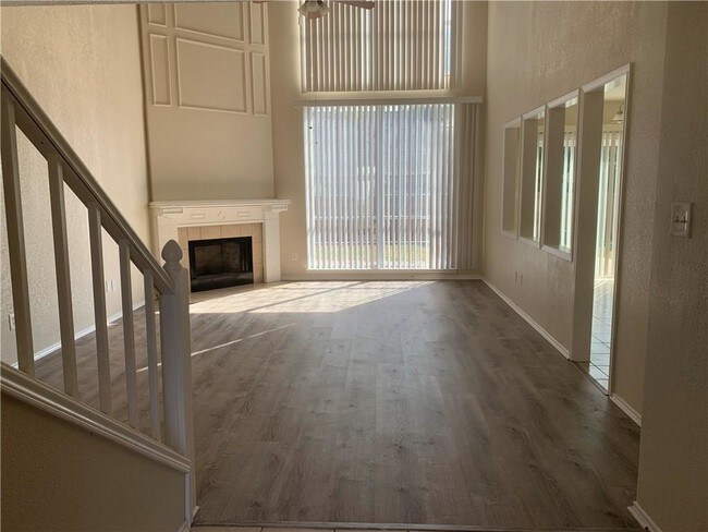 Foto del edificio - 4911 Hibiscus Dr