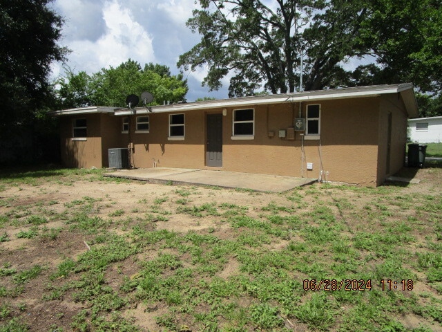 Building Photo - 1025 Imperial Dr
