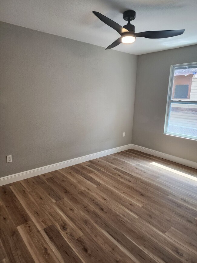 Foto del edificio - 2900 1st Ave S