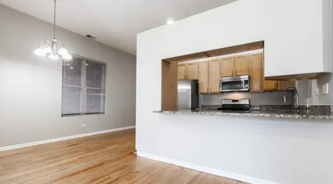 Foto del edificio - 4342 S King Dr