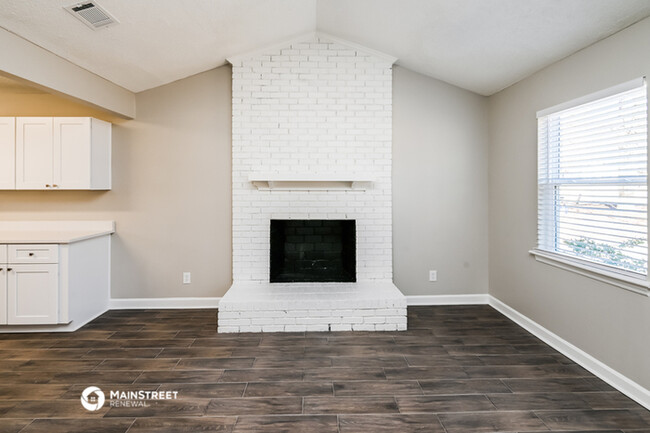 Building Photo - 8205 Beacon Hills Rd